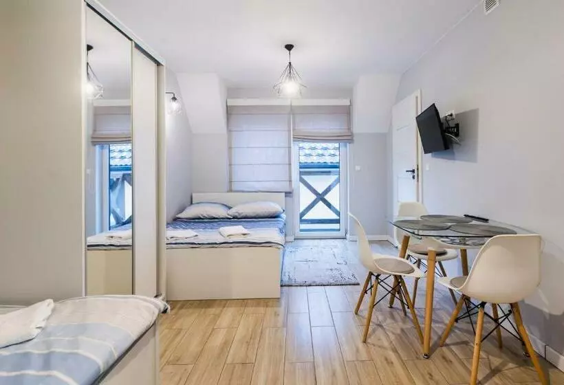 Apartamenty,pokoje Paholski