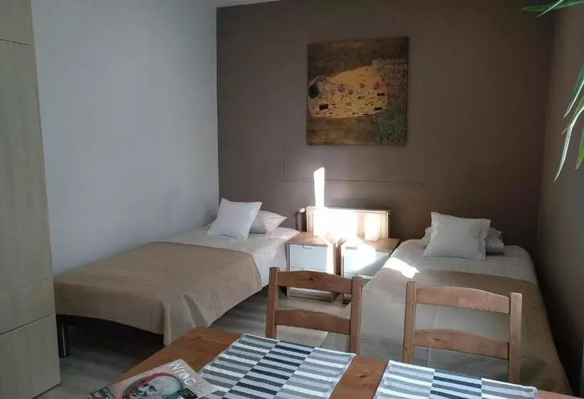 هاستل City Apartments & Gym