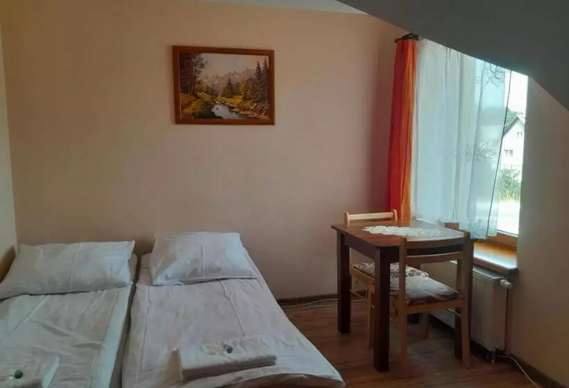 Retkeilymaja Zajazd Joniec Małgorzata