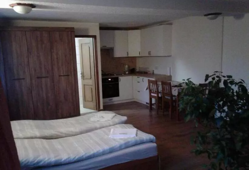 Retkeilymaja Zajazd Joniec Małgorzata