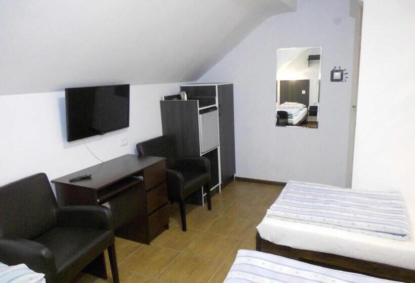 민박 Gościniec Nad Jarem