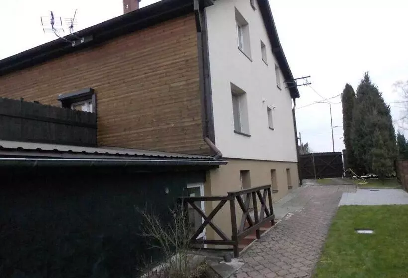 Aamiaismajoitus (B&B) Gościniec Nad Jarem