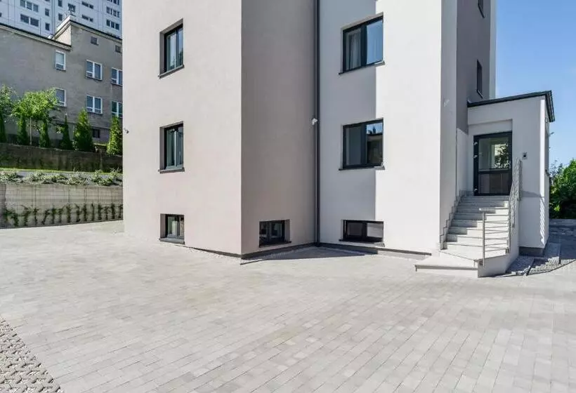 Aamiaismajoitus (B&B) Hugo