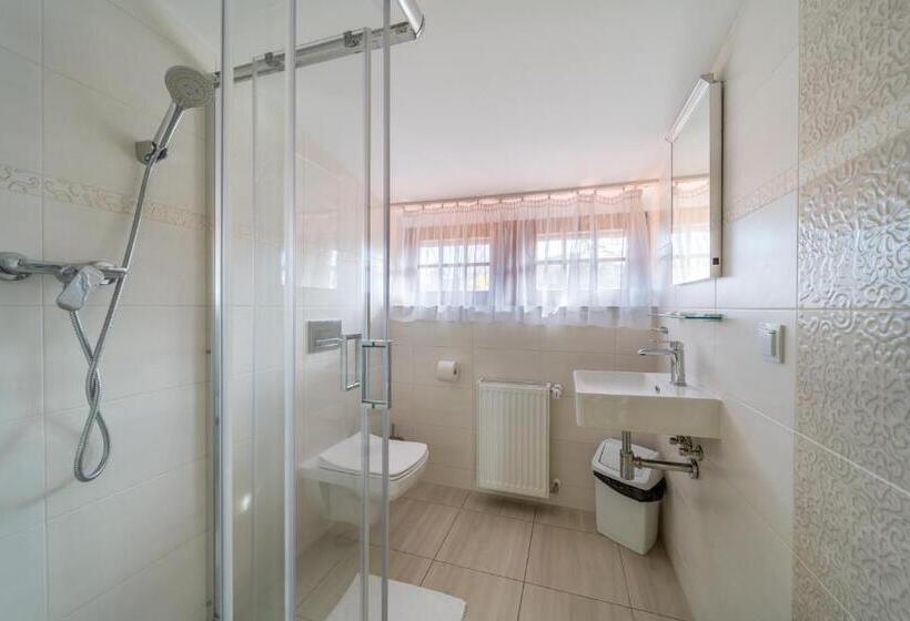 住宿加早餐 Rezydencja Patria