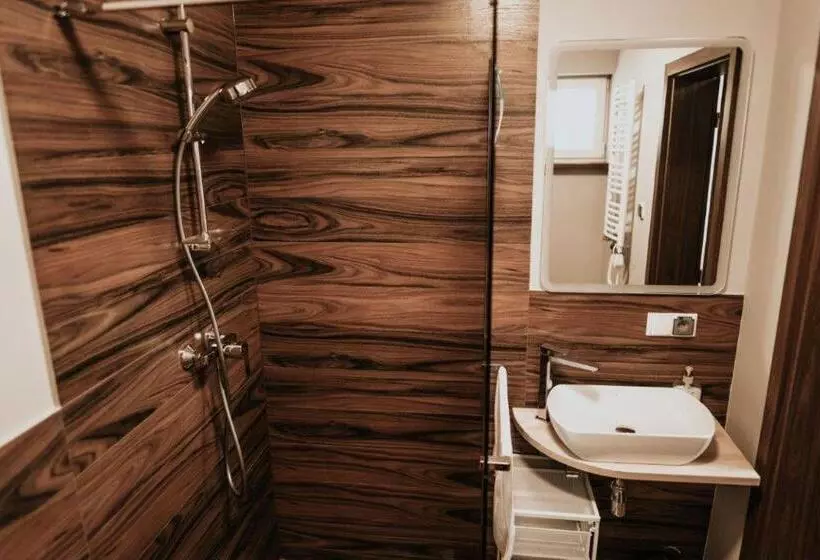 Aamiaismajoitus (B&B) Villa Paula