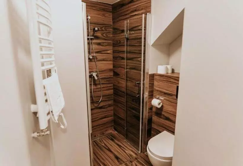 Aamiaismajoitus (B&B) Villa Paula