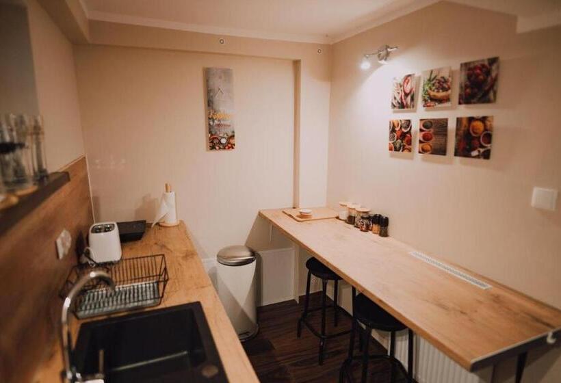 تختخواب و صبحانه Villa Paula