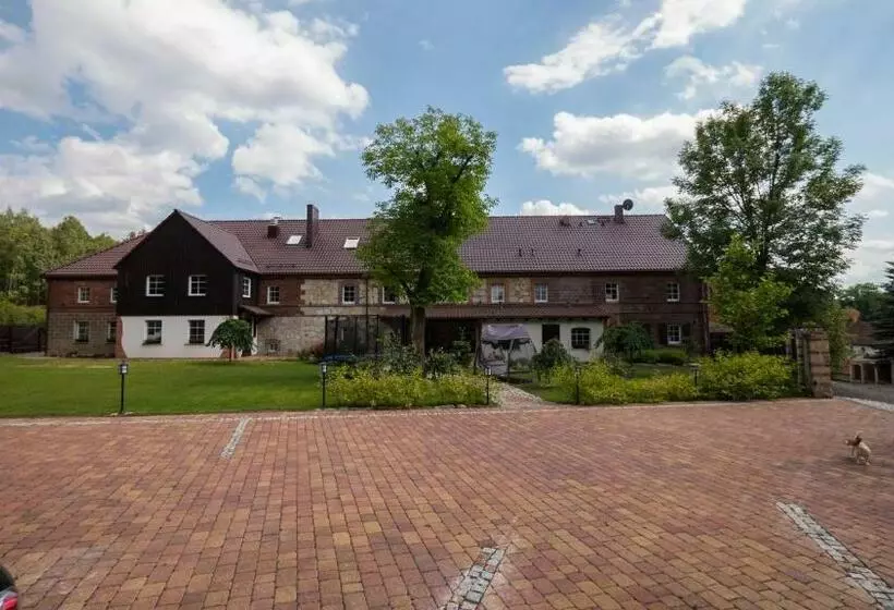 Hotelli Na Uboczu