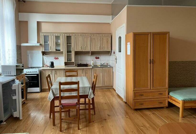 호텔 Agroturystyka Pod Wieżą