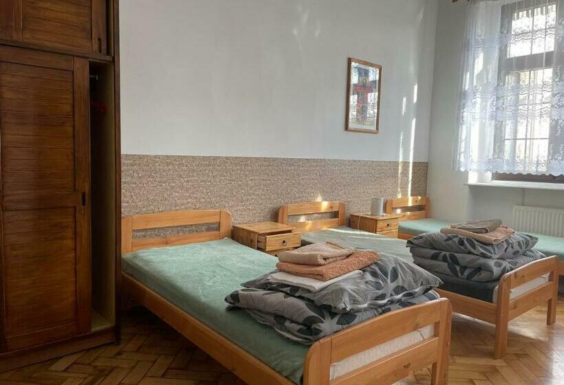 호텔 Agroturystyka Pod Wieżą