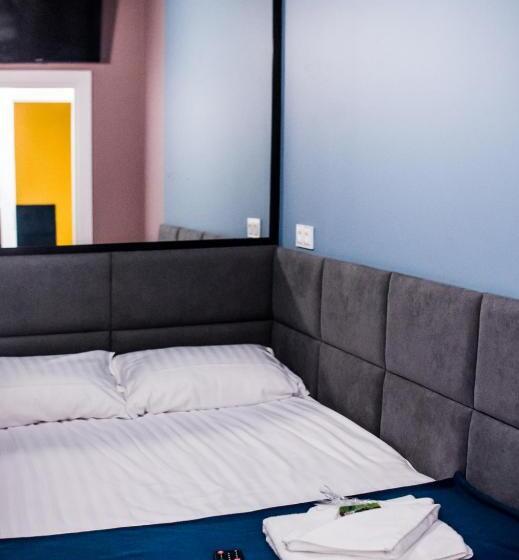 Капсульный Oтель Kapsuå‚y Bello Aparthostel