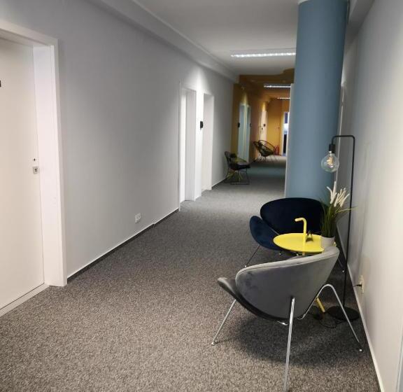 Капсульный Oтель Kapsuå‚y Bello Aparthostel