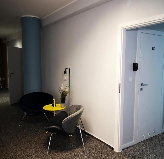 Капсульный Oтель Kapsuå‚y Bello Aparthostel