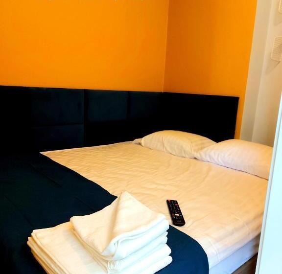 Капсульный Oтель Kapsuå‚y Bello Aparthostel