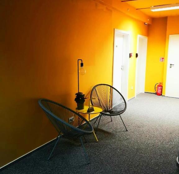 Капсульный Oтель Kapsuå‚y Bello Aparthostel