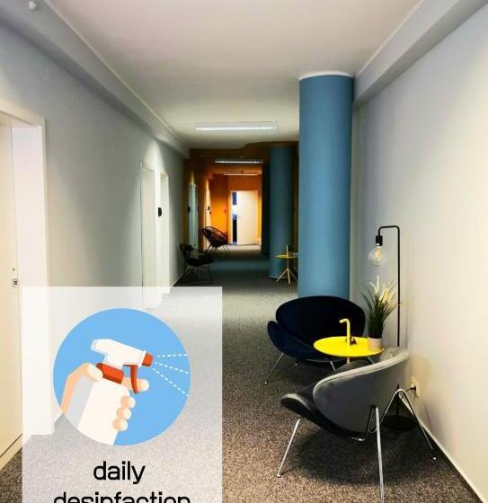 Капсульный Oтель Kapsuå‚y Bello Aparthostel