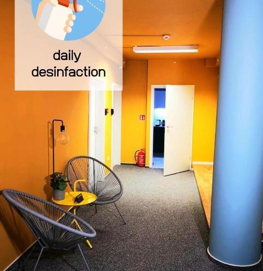 Капсульный Oтель Kapsuå‚y Bello Aparthostel