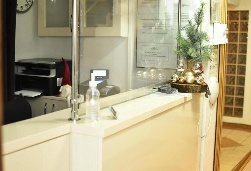 ホテル Dąbrowiak