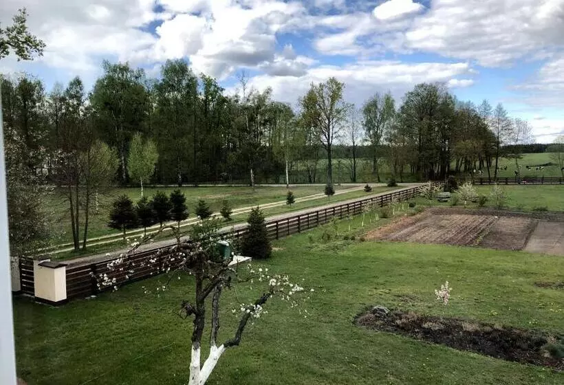 ホテル Gospodarstwo Agroturystyczne U Kubziniaka