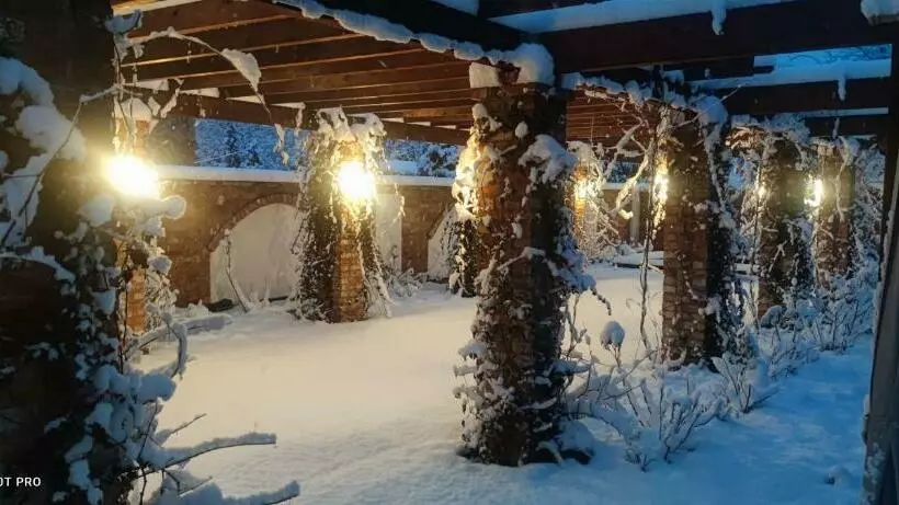 Hotelli Noclegi Szymrych