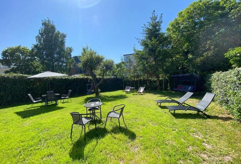 호텔 Pokoje Gościnne Przy Molo