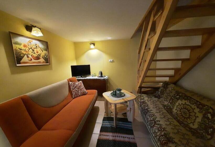 酒店 Stajnia Bukwica