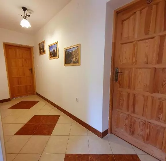 Hotelli U Bobra