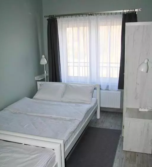 Motel Lunar