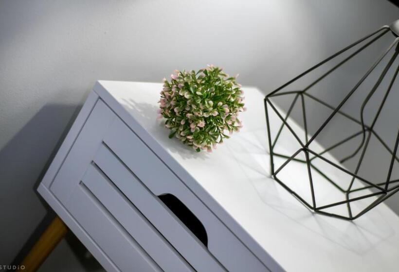 پانسیون Clicktheflat żurawia Street Apart Rooms