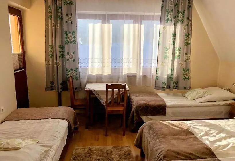 Majatalo Dom Wypoczynkowy U Kasi