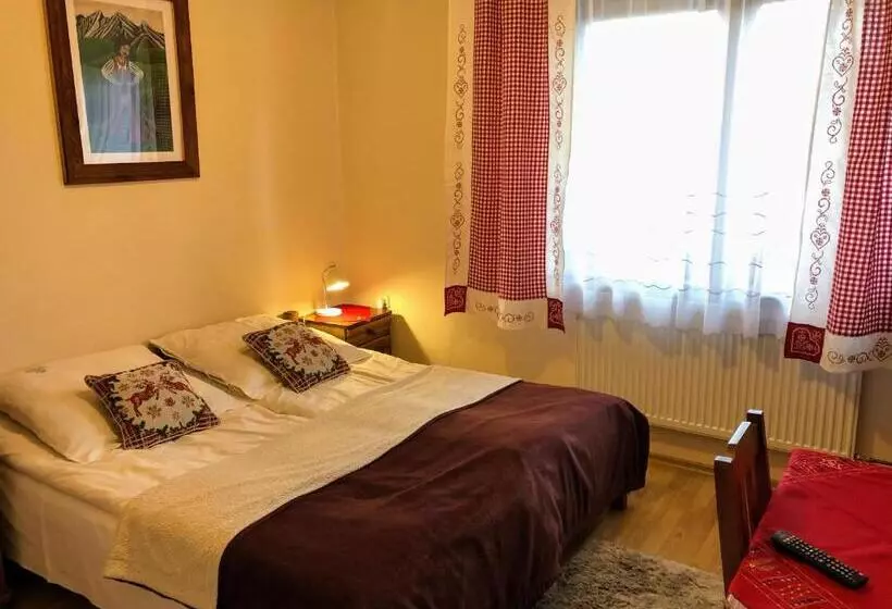 Majatalo Dom Wypoczynkowy U Kasi