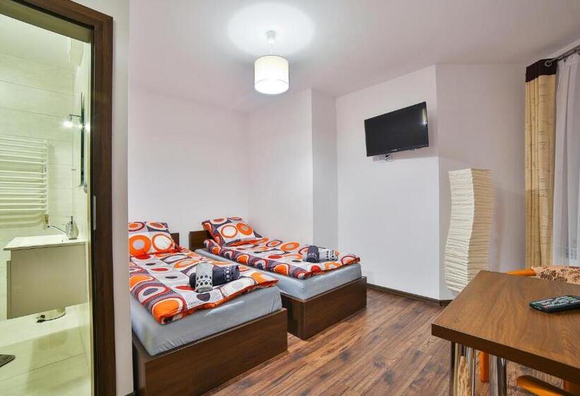 بنسيون Noclegi U Nawary