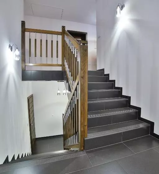 Majatalo Noclegi U Nawary