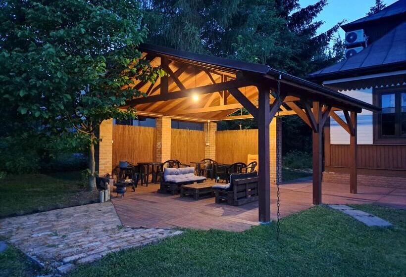 膳宿费 Willa Milonga