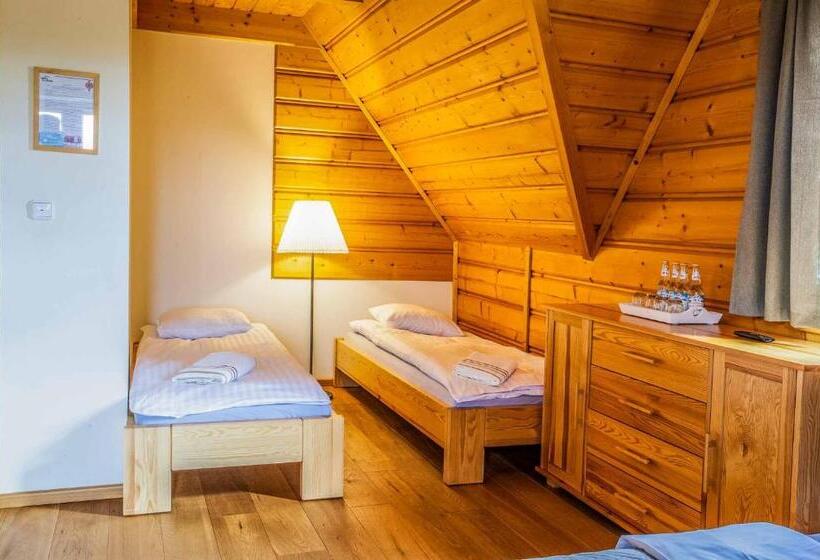 بنسيون Willa Na Borku