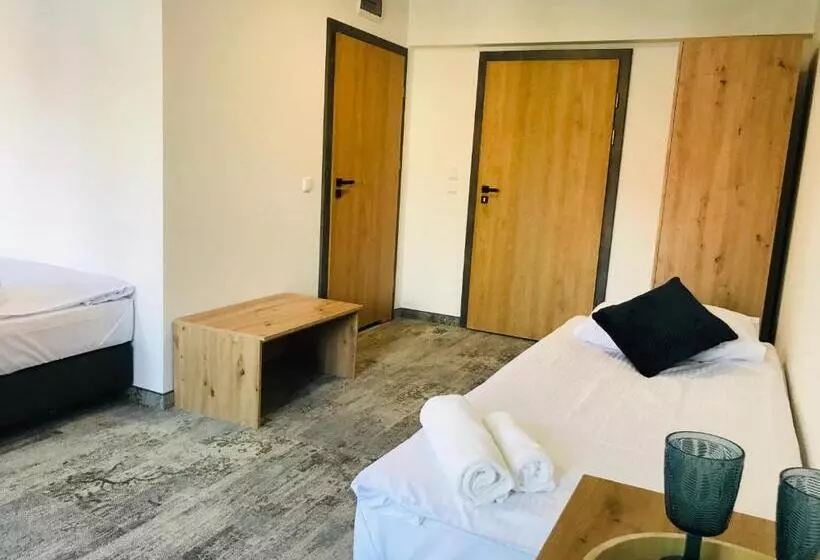 Pokoje Hotelowe Lupus