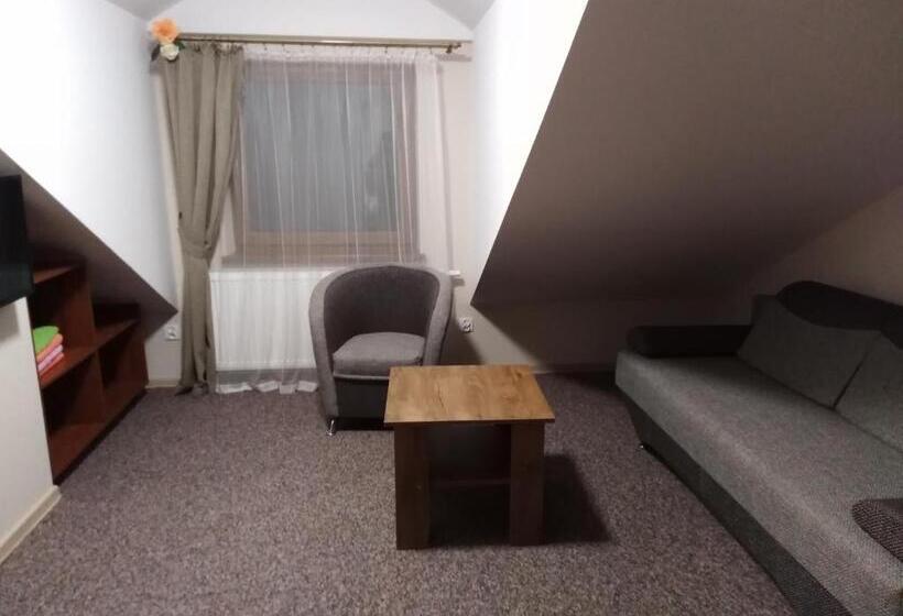 منتجع Ośrodek Wczasowy Wczasy Pod Gruszą