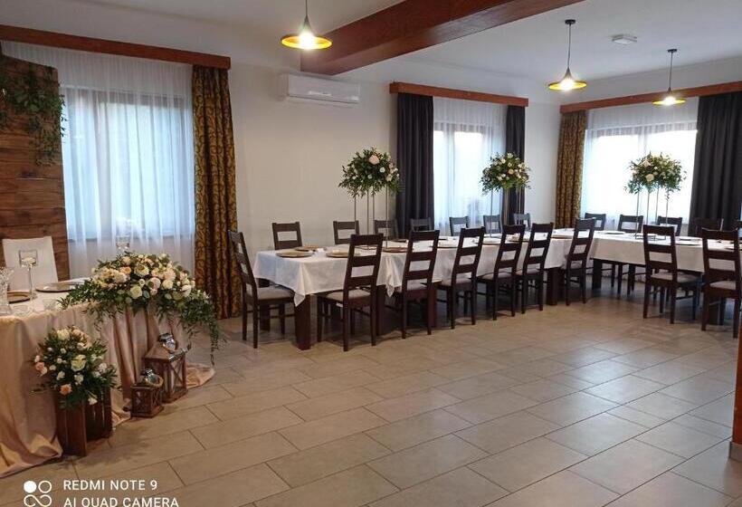 منتجع Ośrodek Wczasowy Wczasy Pod Gruszą