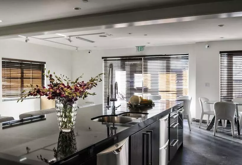 Szálló Posh South Beach