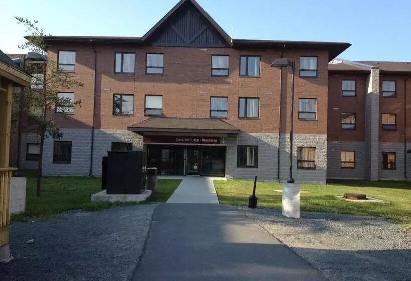 Общежитие Residence & Conference Centre   Sudbury North