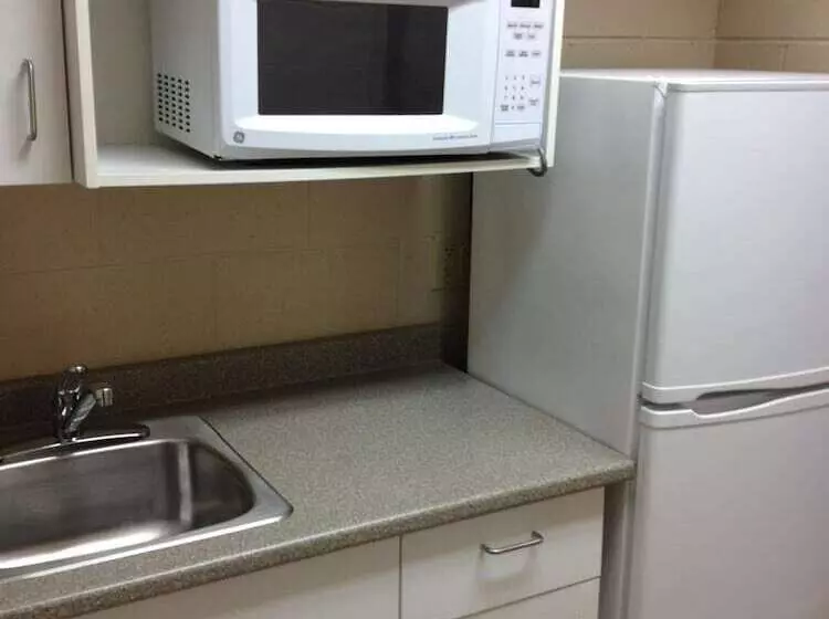 Общежитие Residence & Conference Centre   Sudbury North