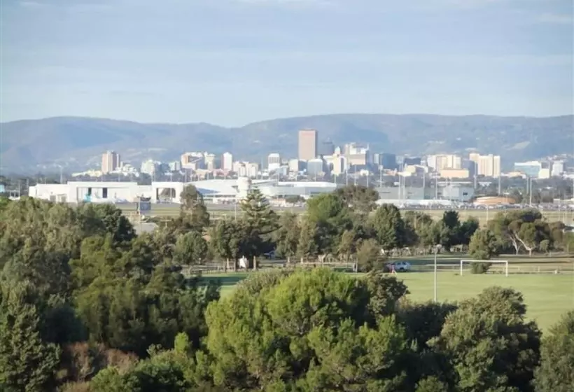 Arabella On West Apartments