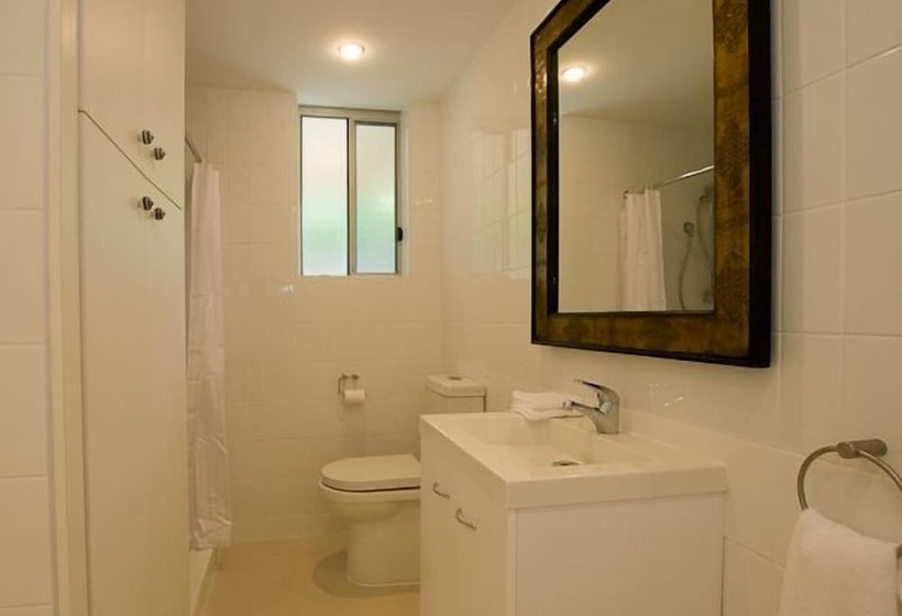 Arabella On West Apartments