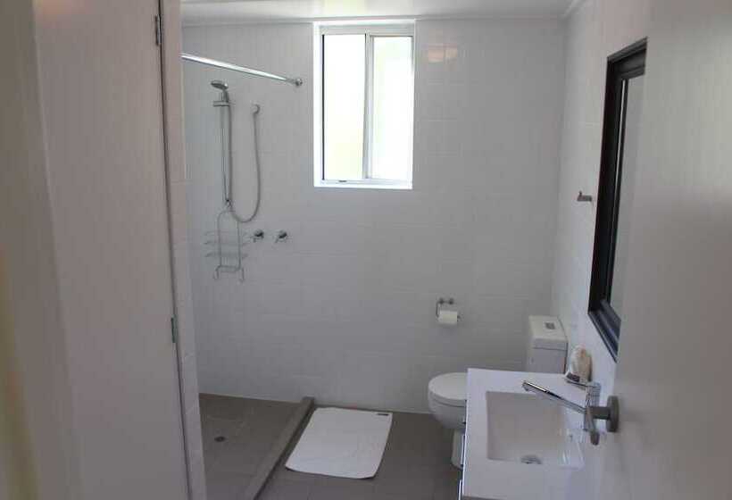 Arabella On West Apartments