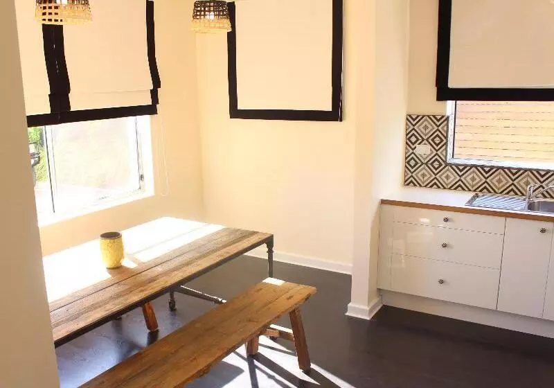 Arabella On West Apartments