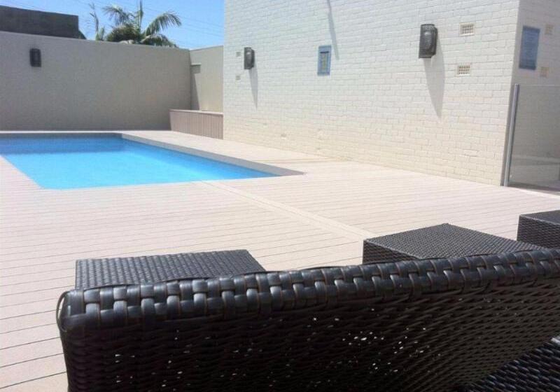 Arabella On West Apartments