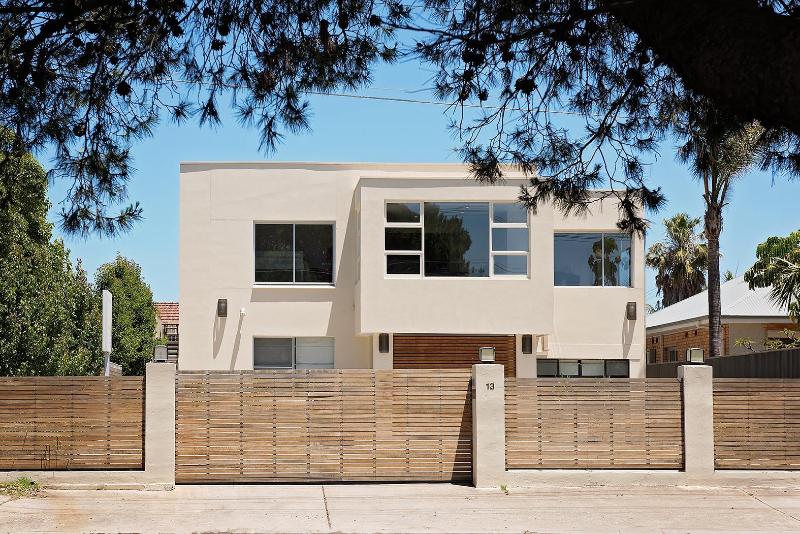 Arabella On West Apartments