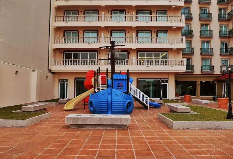 Astur Hotel & Residence