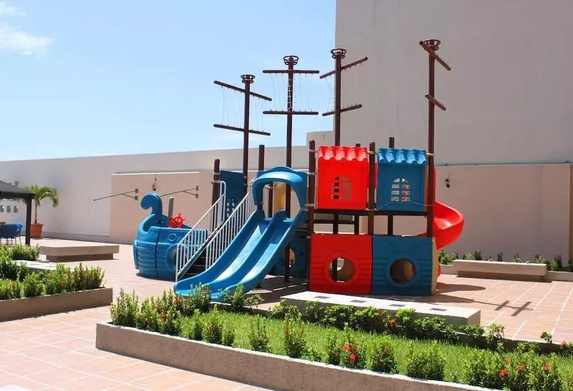 Astur Hotel & Residence