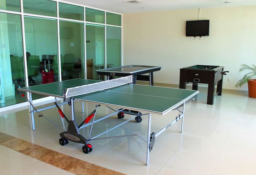 Astur Hotel & Residence